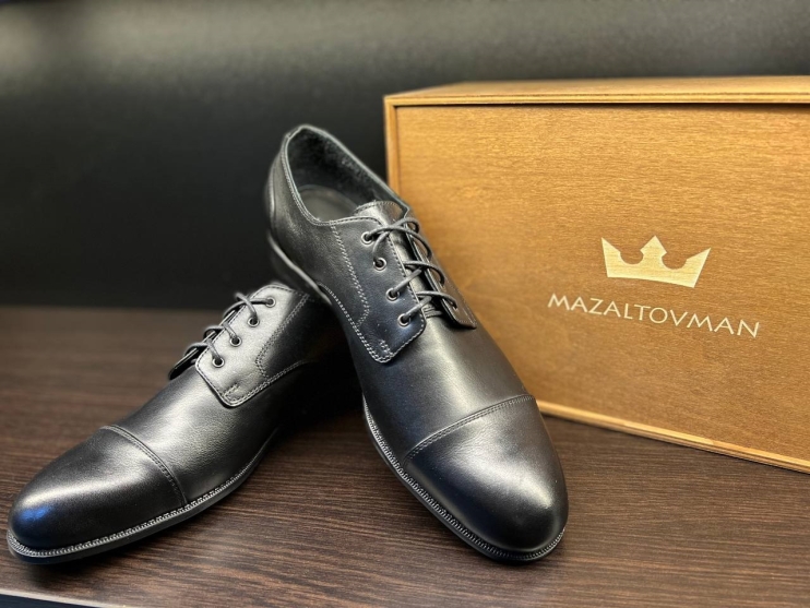 Дерби Черные кожаные